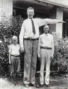 Robert Wadlow — Short Life Of Tallest Man To Ever Lived